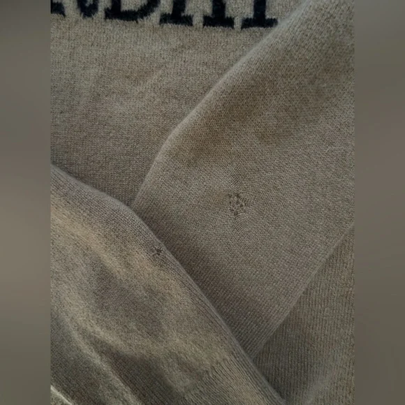 Vintage Neiman Marcus 100% Cashmere "Saturday" Cream Brown Sweater Size S (FLAW) - Picture 8 of 8